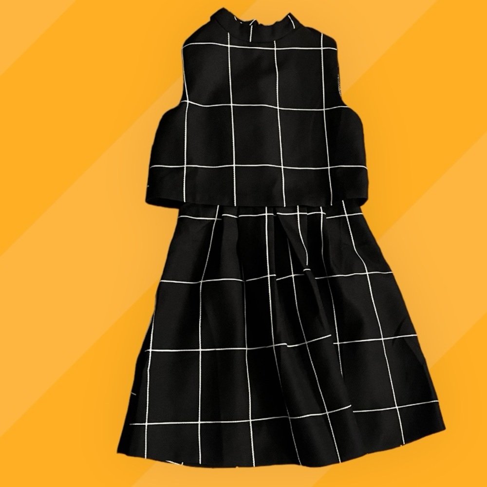 Gracia window pane dress size Small